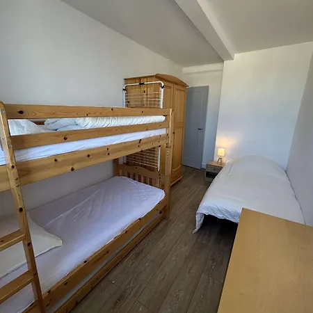 3 Pieces, 2 Chambres, 5-6 Pers, Balcon, Garage, - Fr-1-224c-321 Apartment